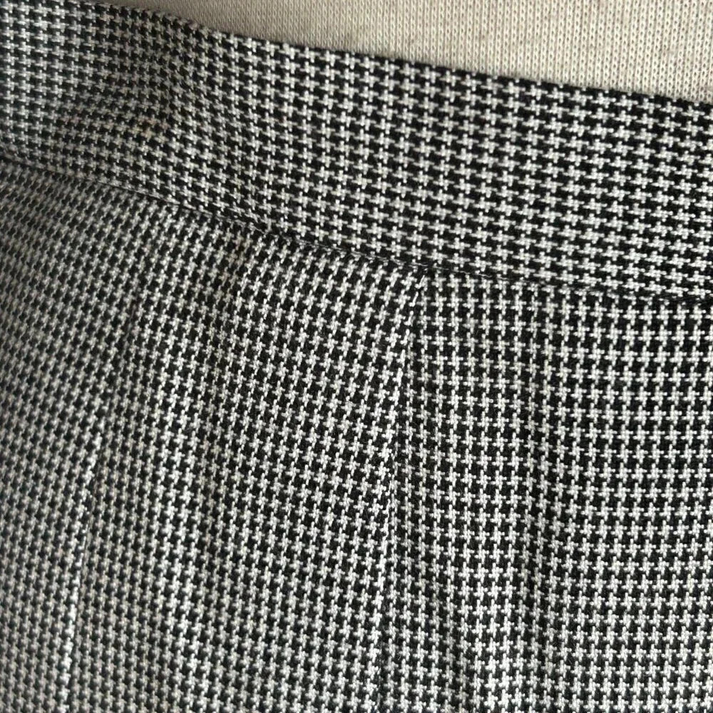 Christian Dior The Suit Vintage 80s Black Houndstooth Plaid Pleated Skirt Suit - Picture 4 of 8